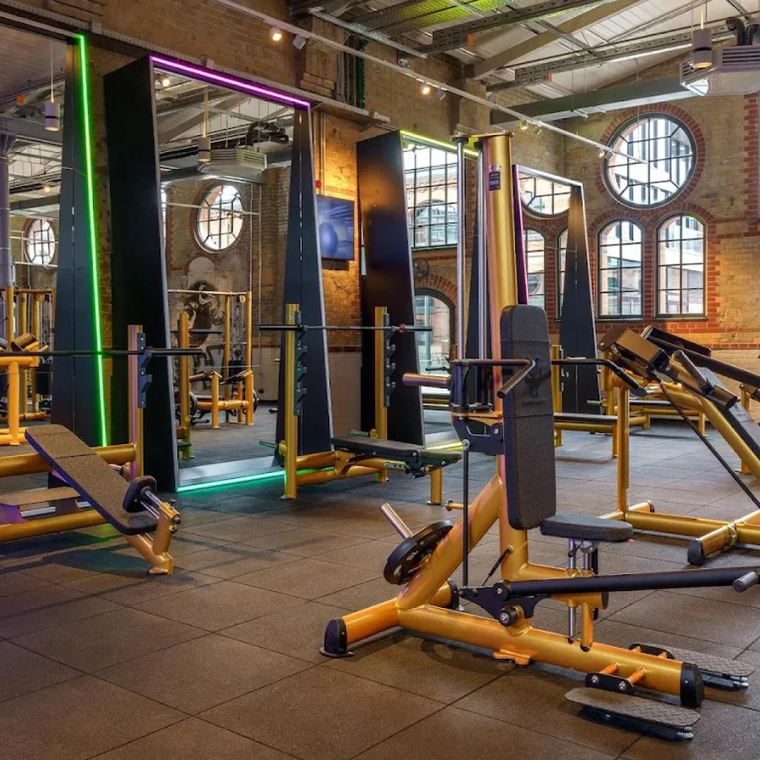de_Gyms_JohnReedFitnessBerlinFriedrichshain_0