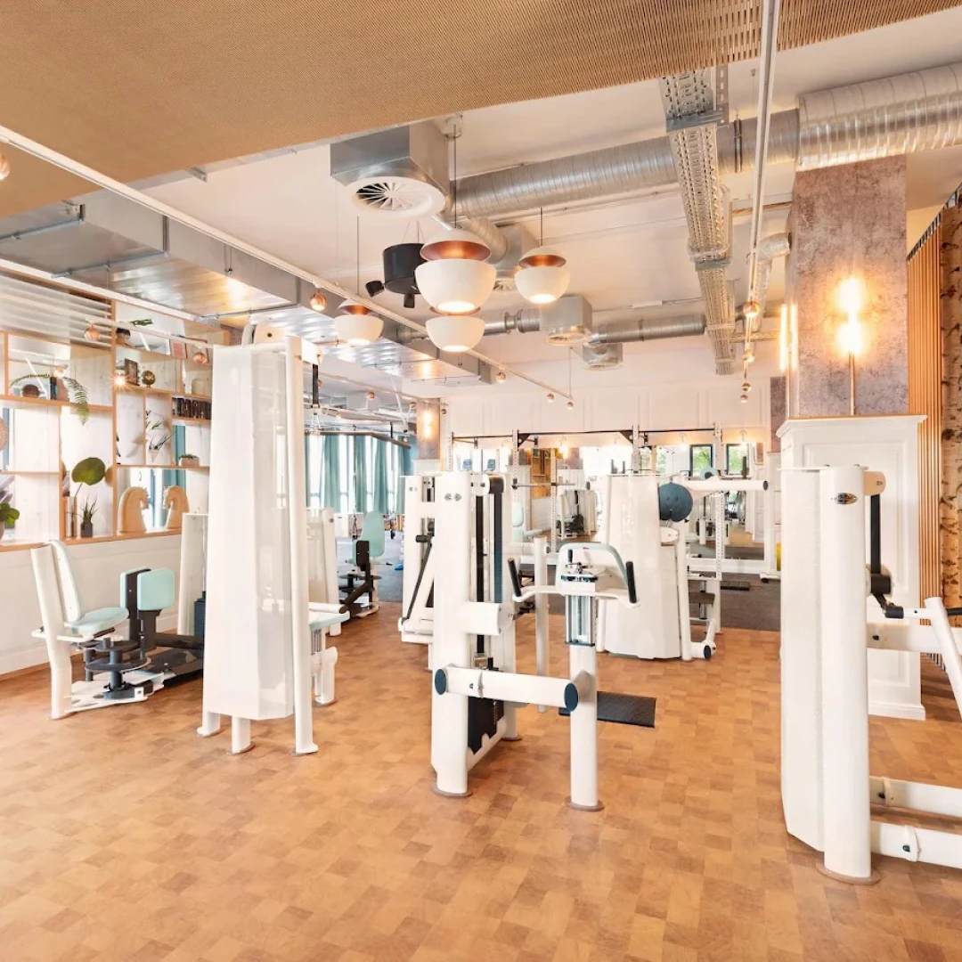 DE_Gyms_JohnReedFitnessBerlinWomen'sClubPrenzlauerBerg_1
