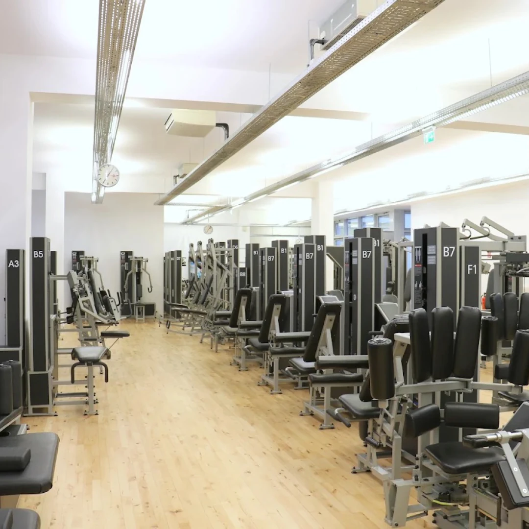 de_Gyms_KieserTrainingBerlinCharlottenburg_0