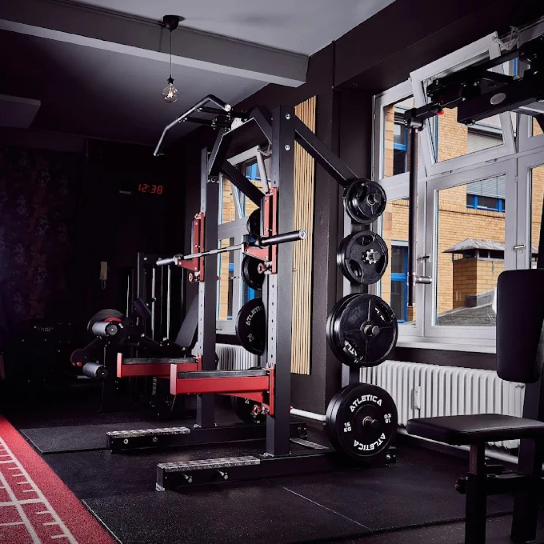de_Gyms_KnigerPerformanceClub_4