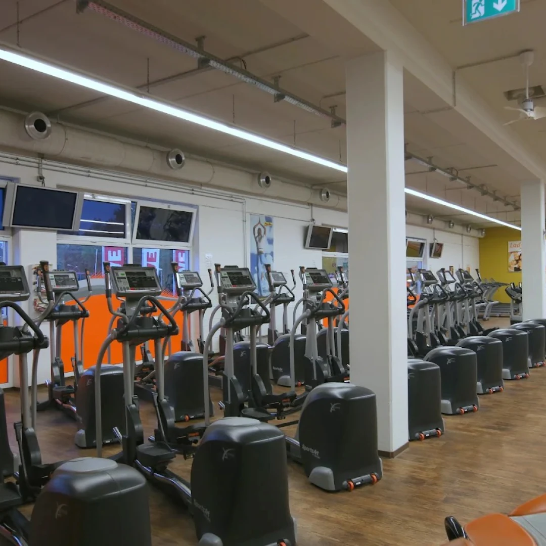 de_Gyms_LadyCompanyFitnessFuerFrauenStudioFriedrichshain_3