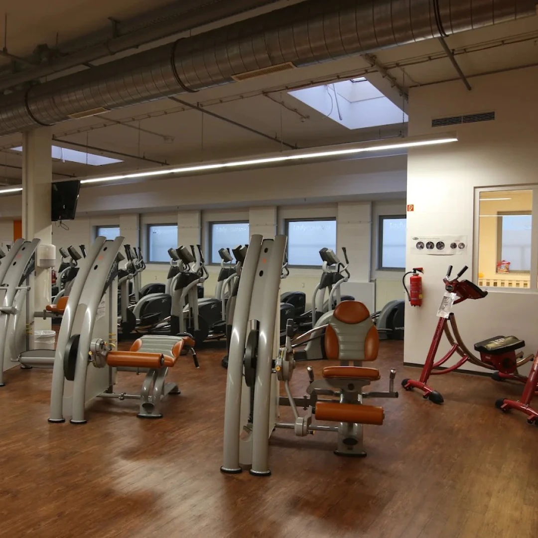 DE_Gyms_LadyCompanyFitnessFuerFrauenStudioMarzahn_1