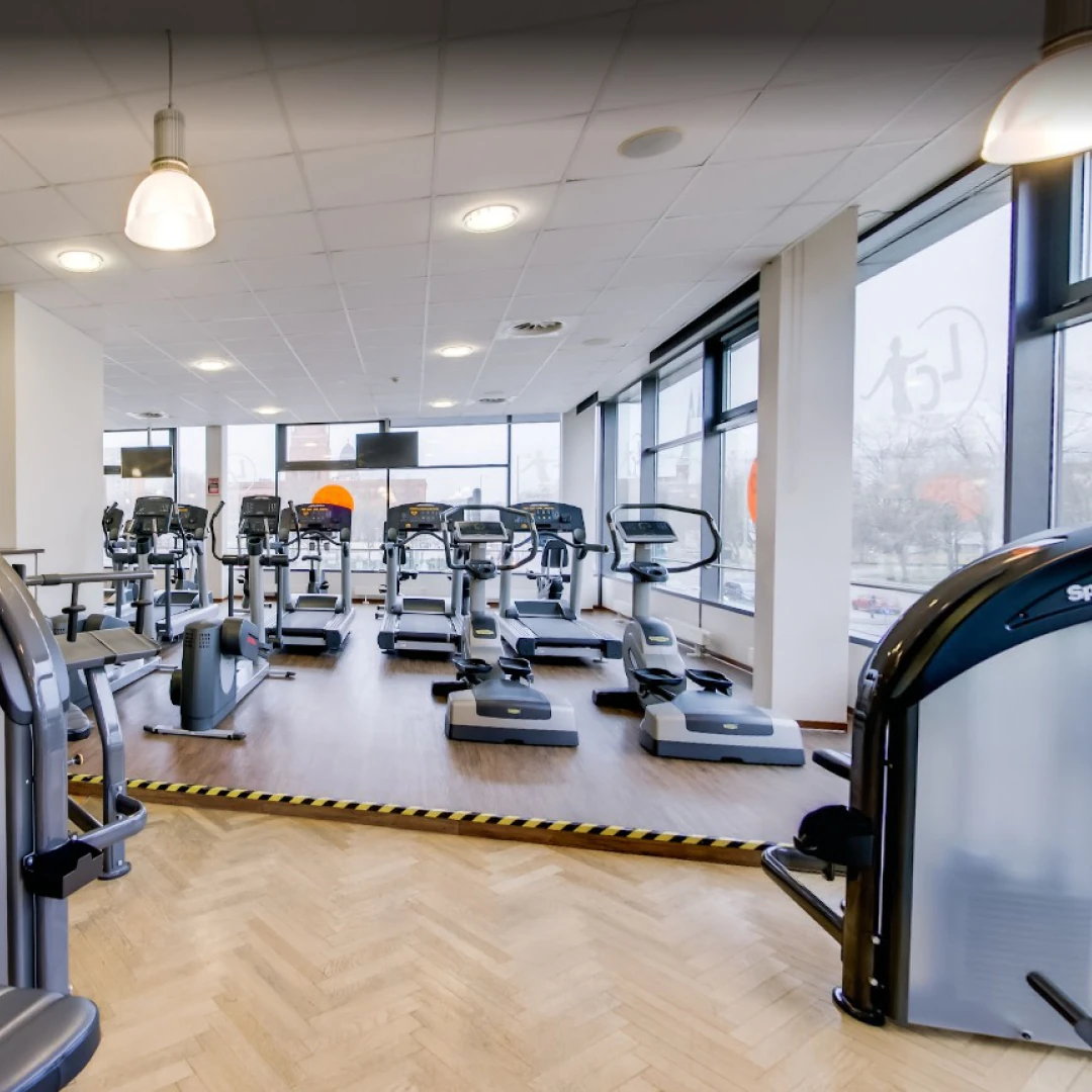 de_Gyms_LadyCompanyFitnessFuerFrauenStudioMitteAlexanderplatz_0