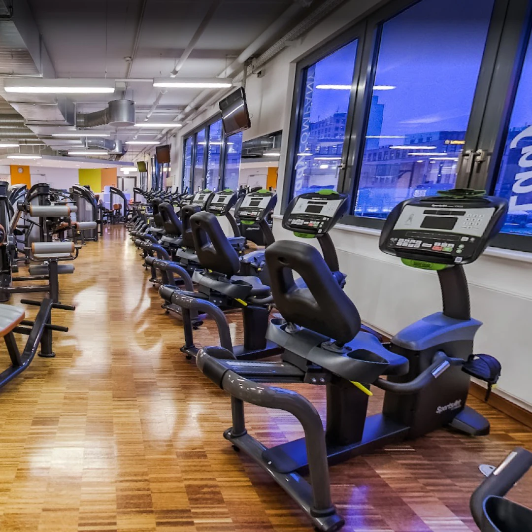 DE_Gyms_LadyCompanyFitnessFuerFrauenStudioTempelhoferHafen_1