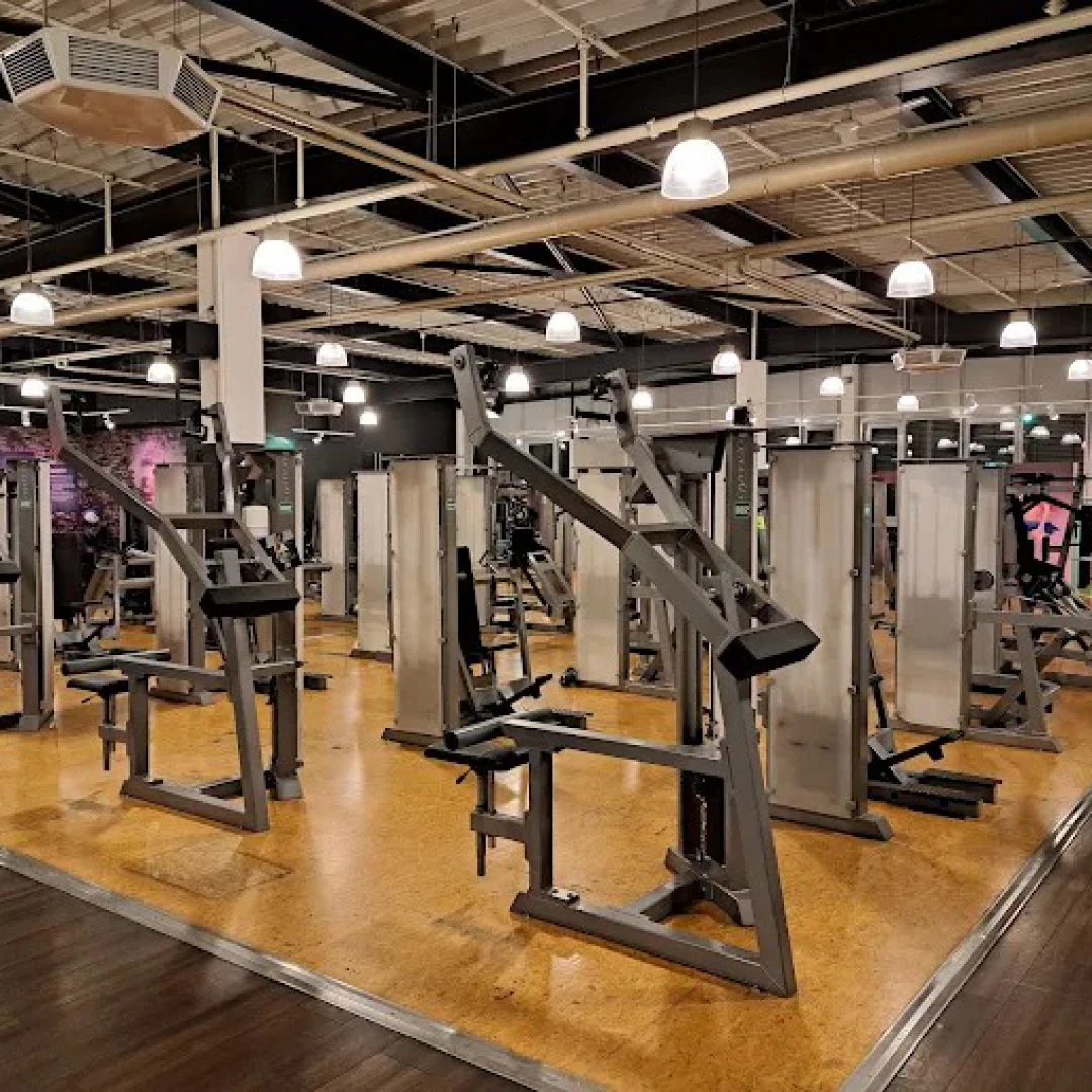 de_Gyms_McFitBerlinAdlershof_0