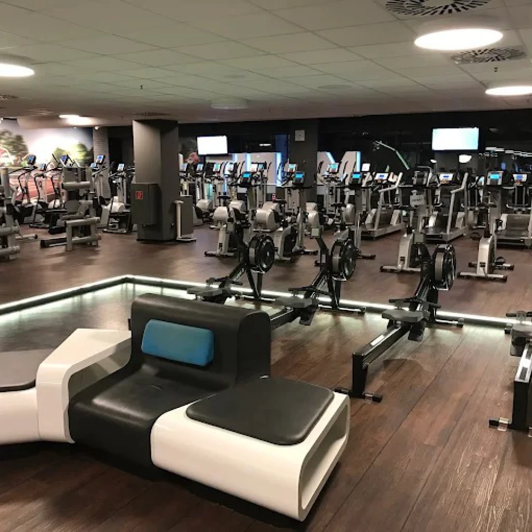 de_Gyms_McFitBerlinCharlottenburg_0