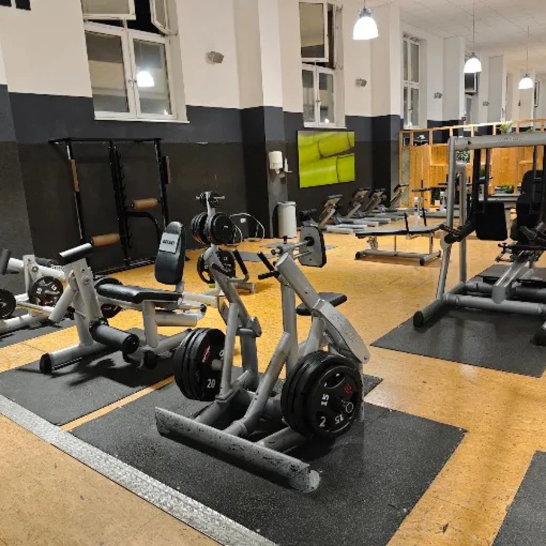 de_Gyms_McFitBerlinLichtenberg_0