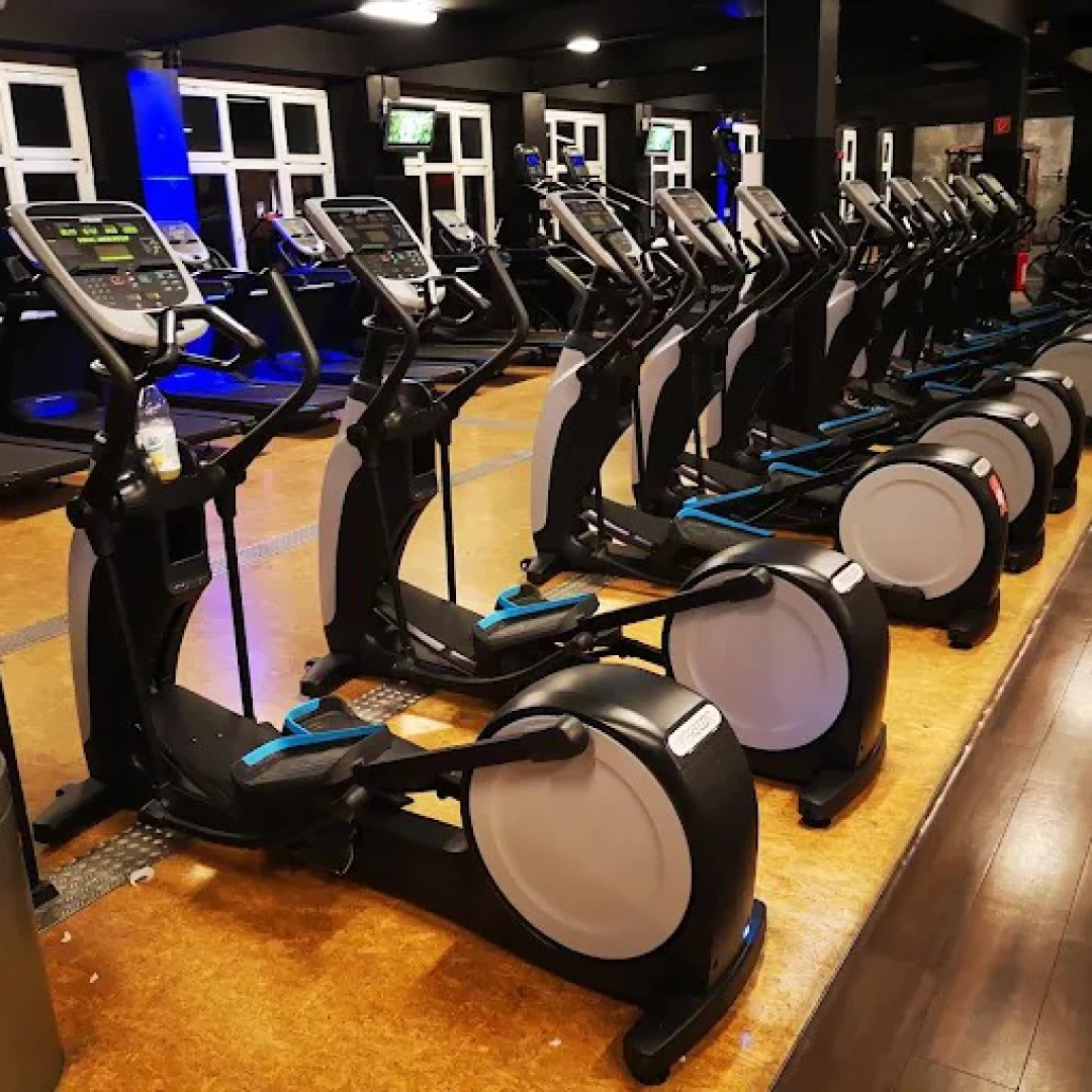 de_Gyms_McFitBerlinLichterfelde_0
