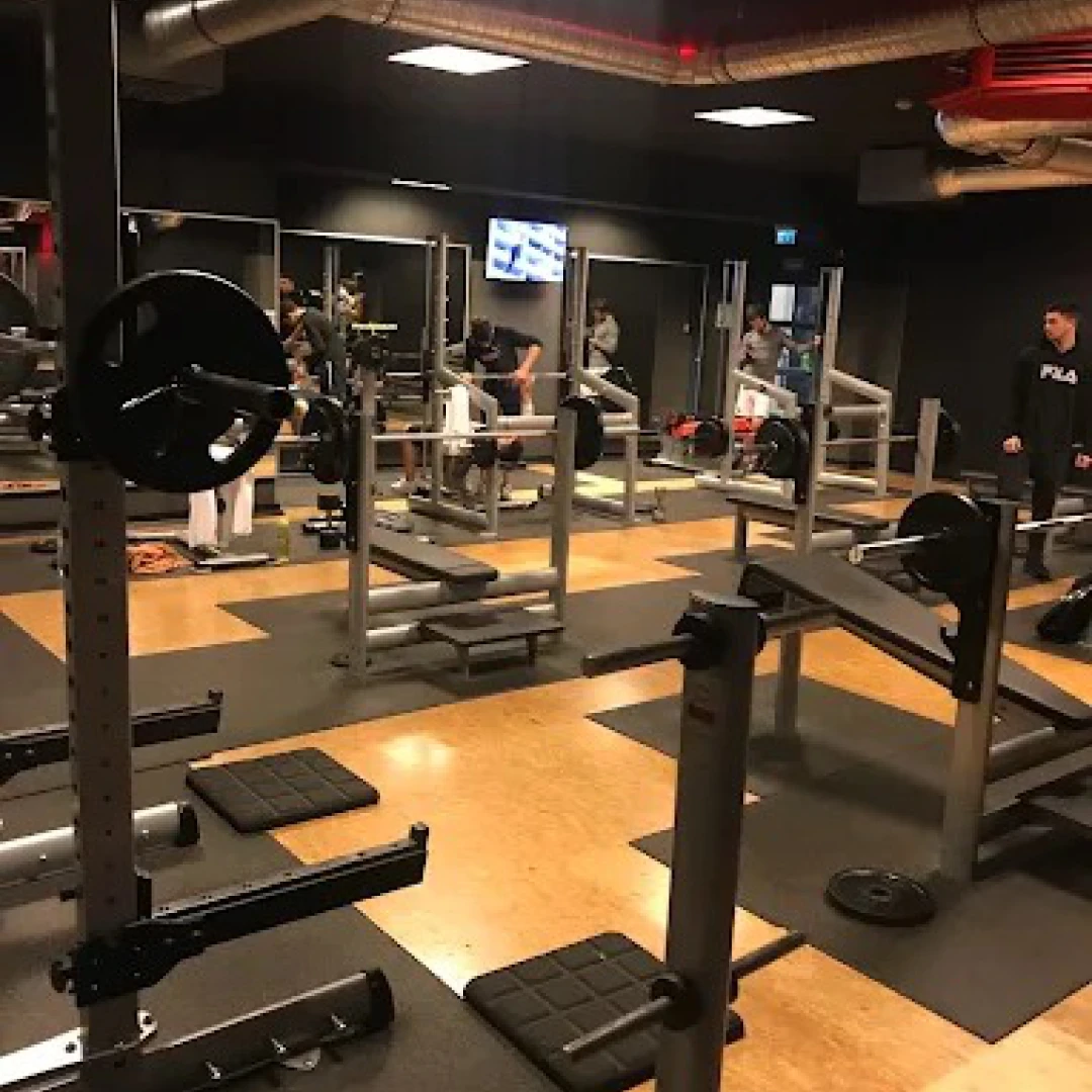 de_Gyms_McFitBerlinMoabit_0