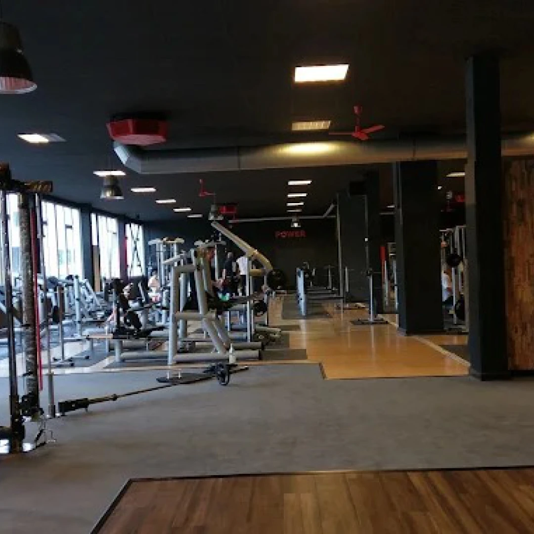 de_Gyms_McFitBerlinNeukoelln_1