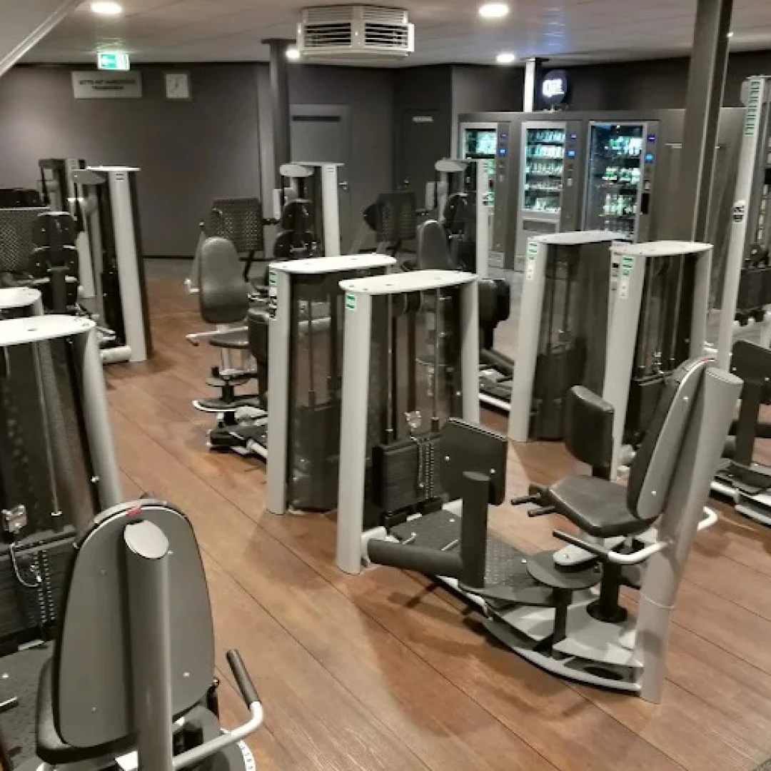 de_Gyms_McFitBerlinNiederschoeneweide_0