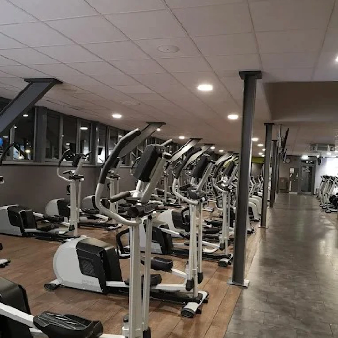 de_Gyms_McFitBerlinNiederschoeneweide_3