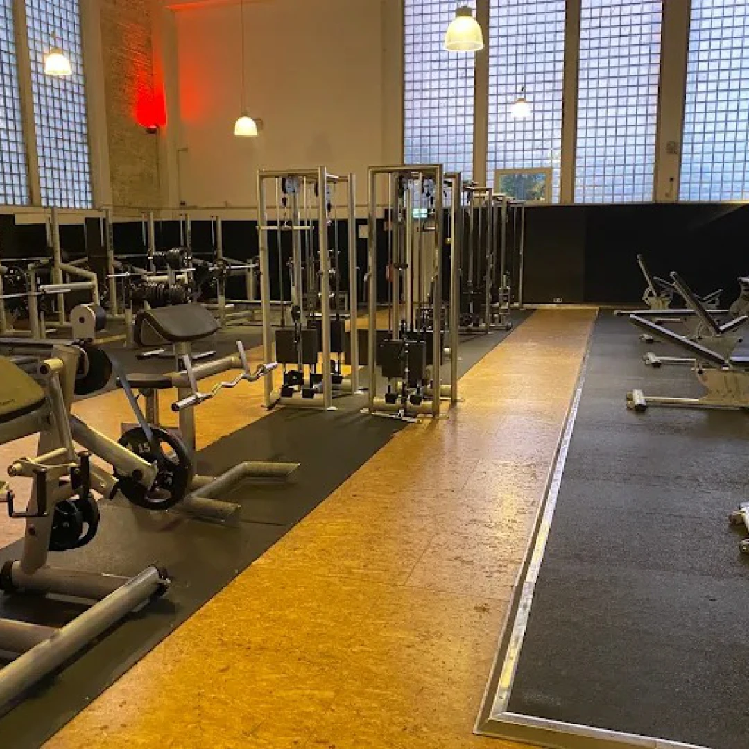 de_Gyms_McFitBerlinReinickendorf_2