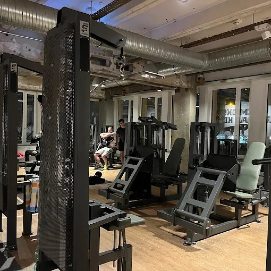 DE_Gyms_McFitBerlinStadtmitte_1