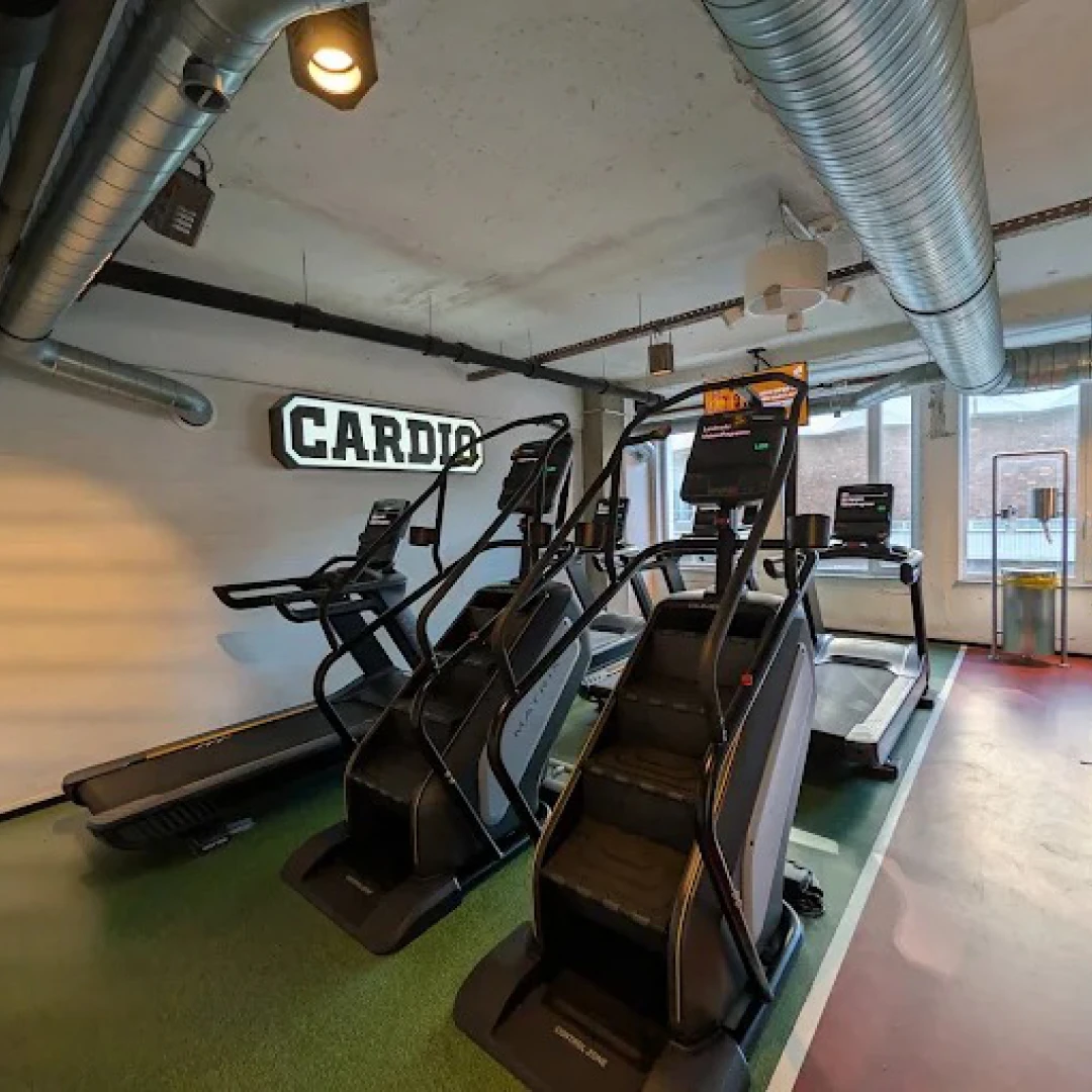 de_Gyms_McFitBerlinStadtmitte_2