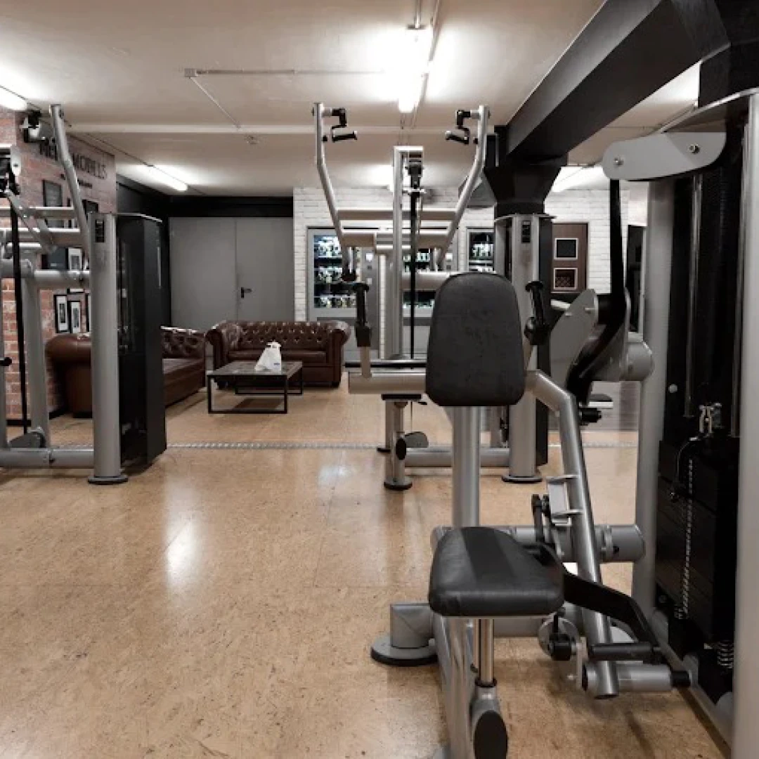 de_Gyms_McFitBerlinTempelhof_0