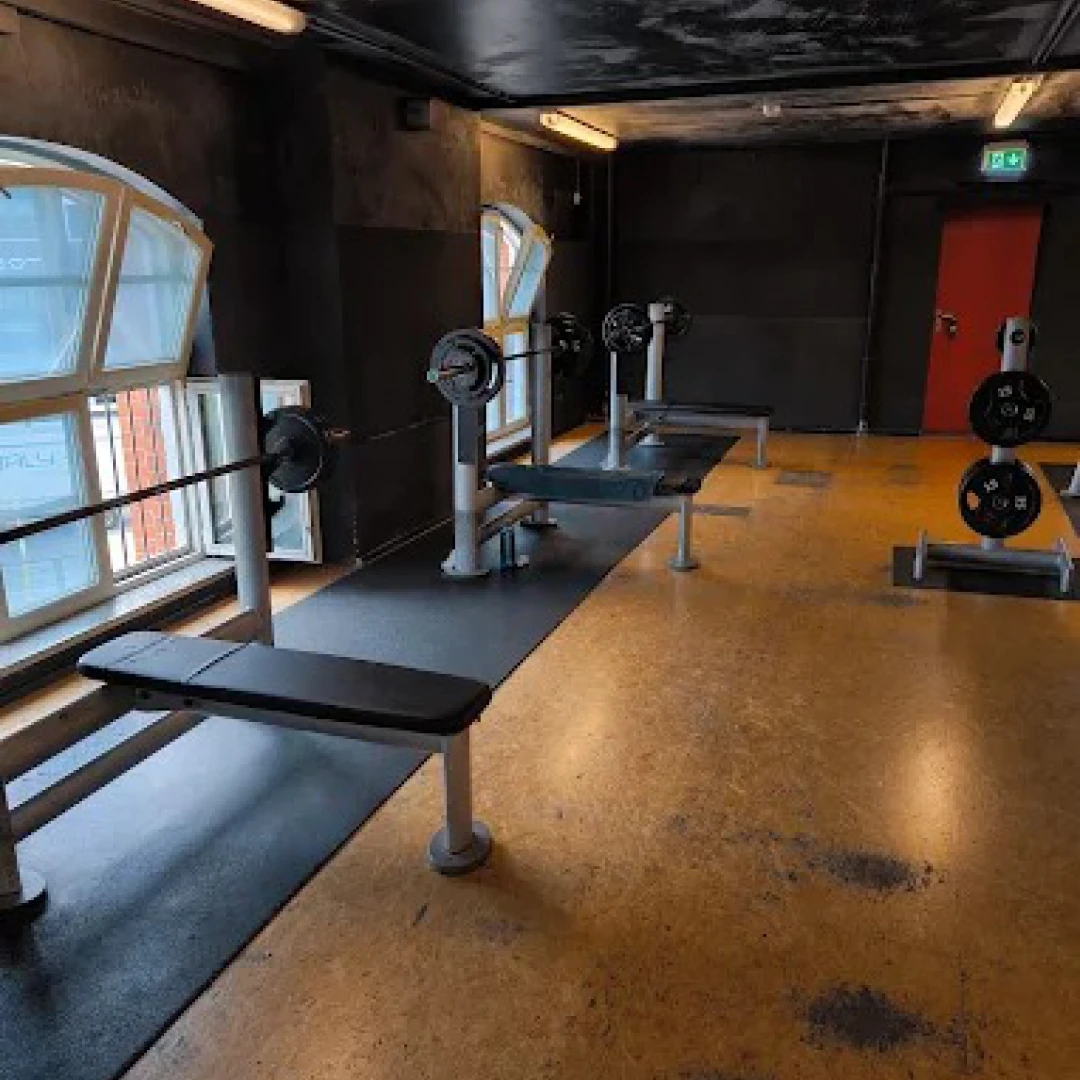 de_Gyms_McFitBerlinTempelhof_3
