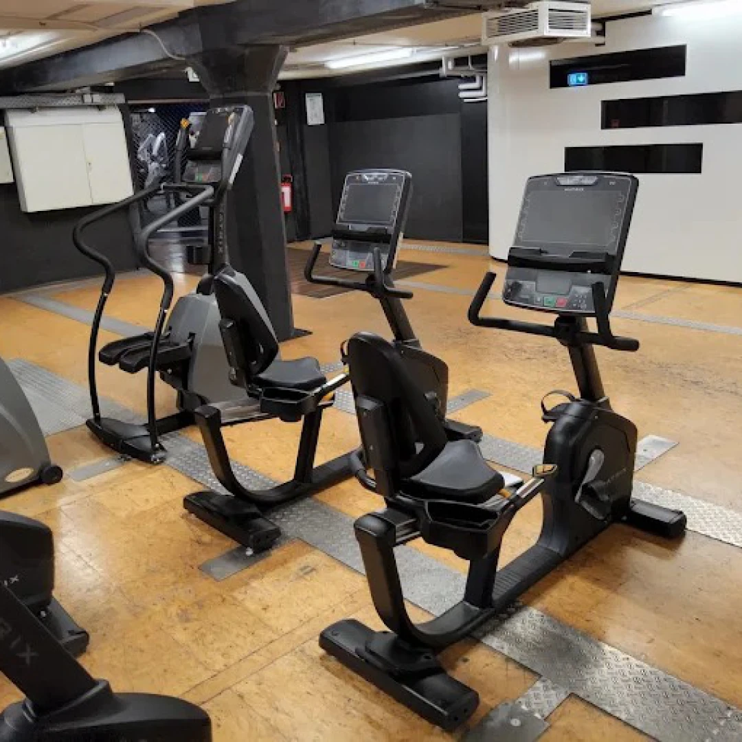 de_Gyms_McFitBerlinTempelhof_5