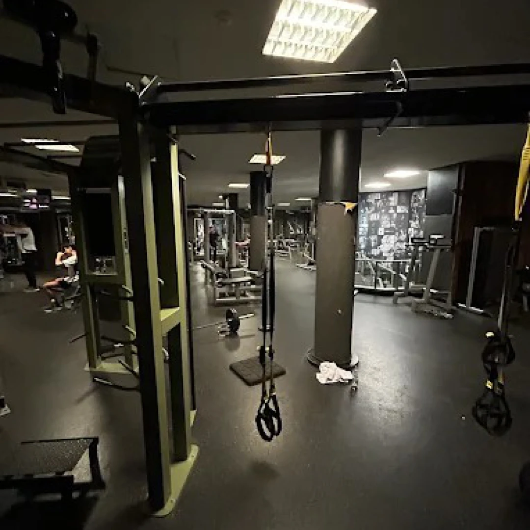 de_Gyms_McFitBerlinWilmersdorf_2