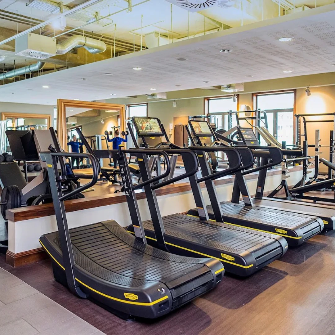 de_Gyms_AspriaHamburgUhlenhorst_1