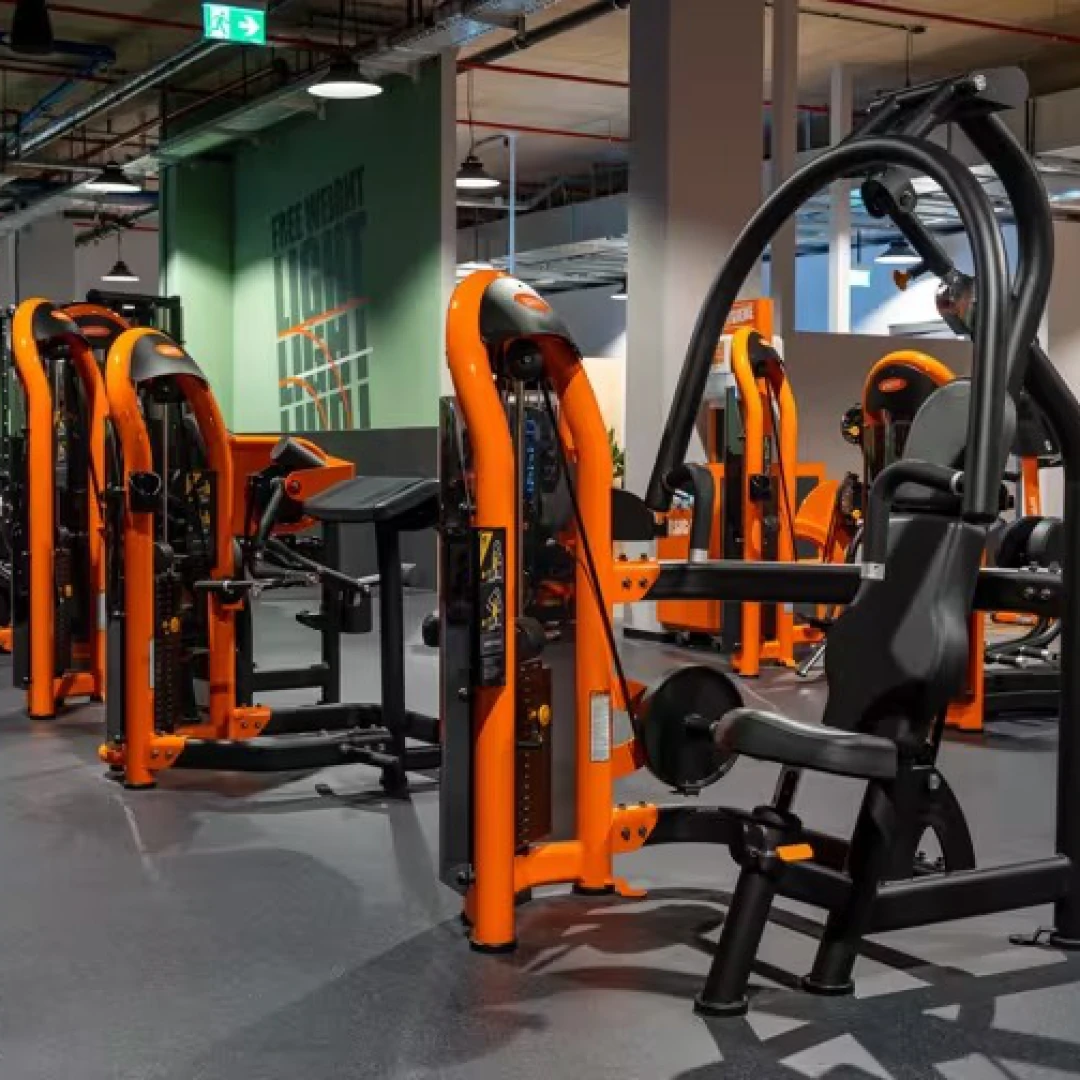 de_Gyms_BasicFitHamburgFuhlsbüttelerStraße_0