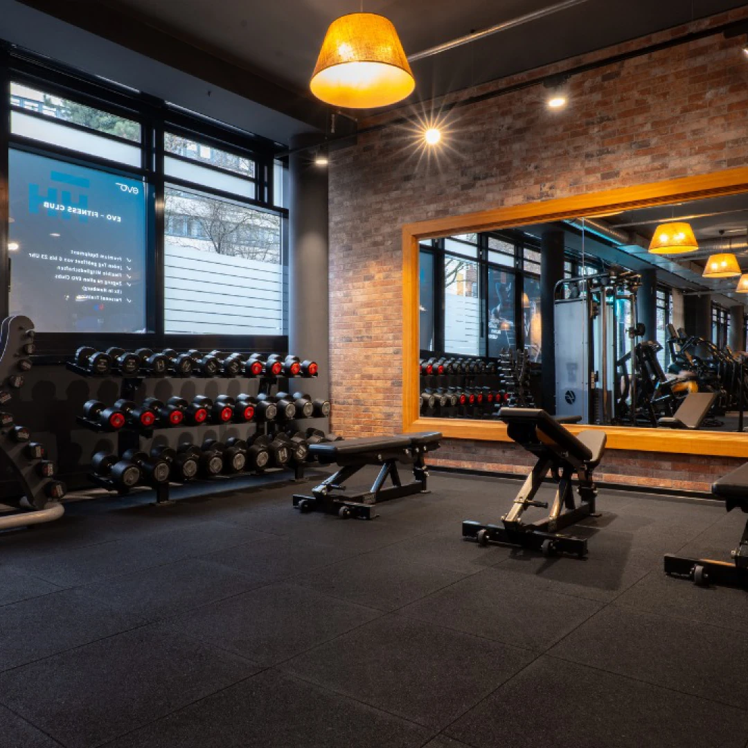 DE_Gyms_EvoFitnessStadthausbrücke_1