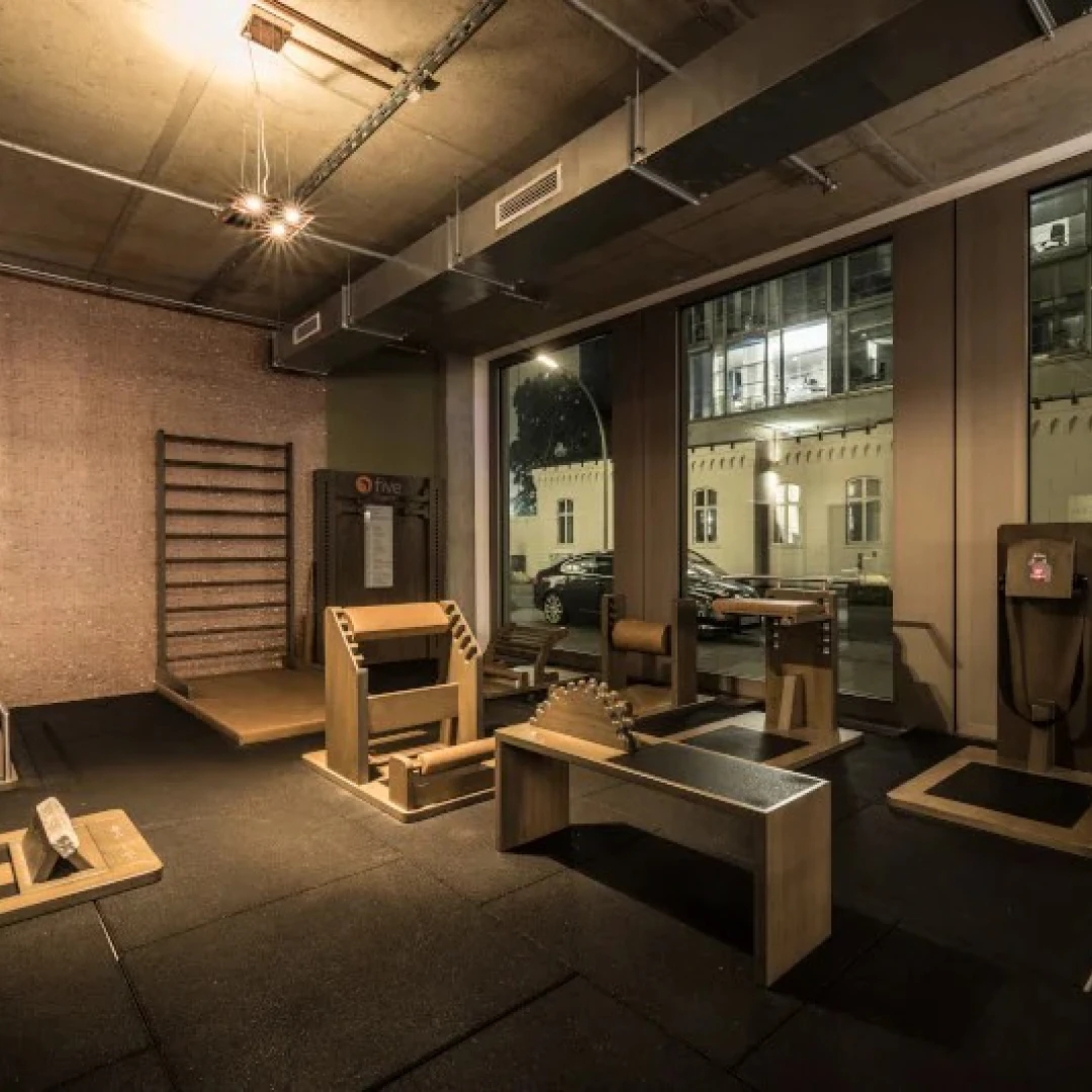 de_Gyms_FitnessFirstHamburgAlsterufer_2