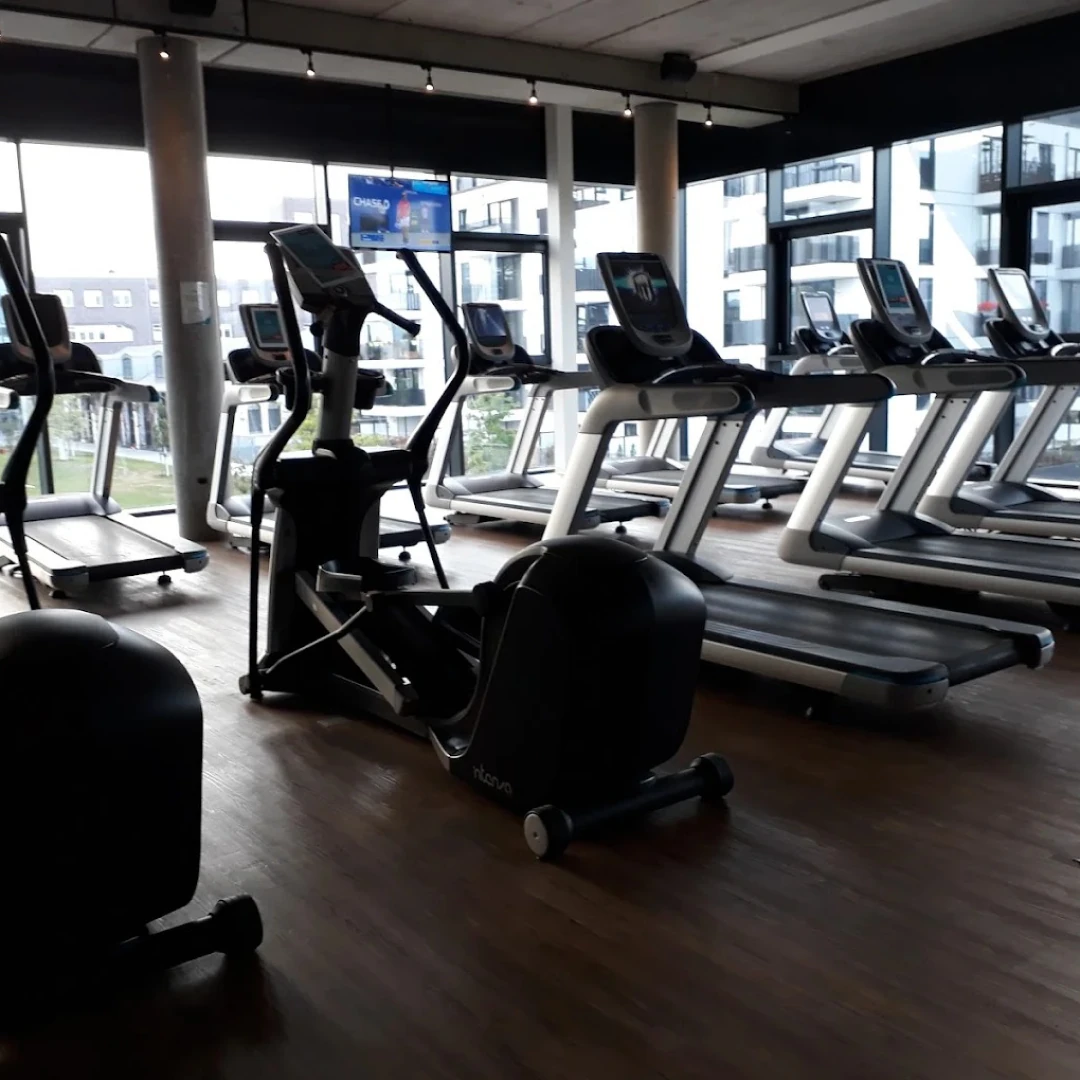de_Gyms_FitnessFirstHamburgHarburg_6