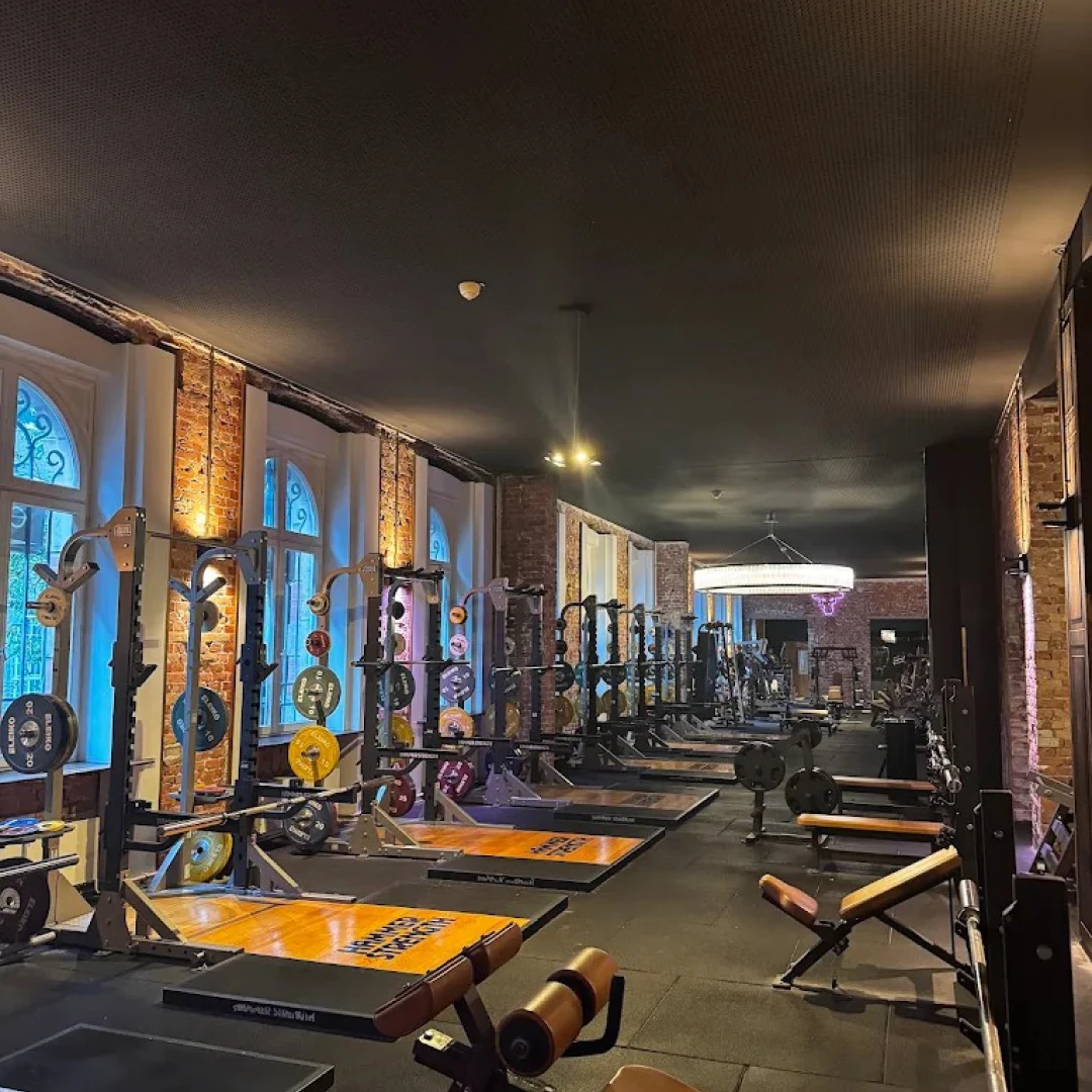 de_Gyms_FitnessFirstHamburgInnenstadtDammtorpark_0