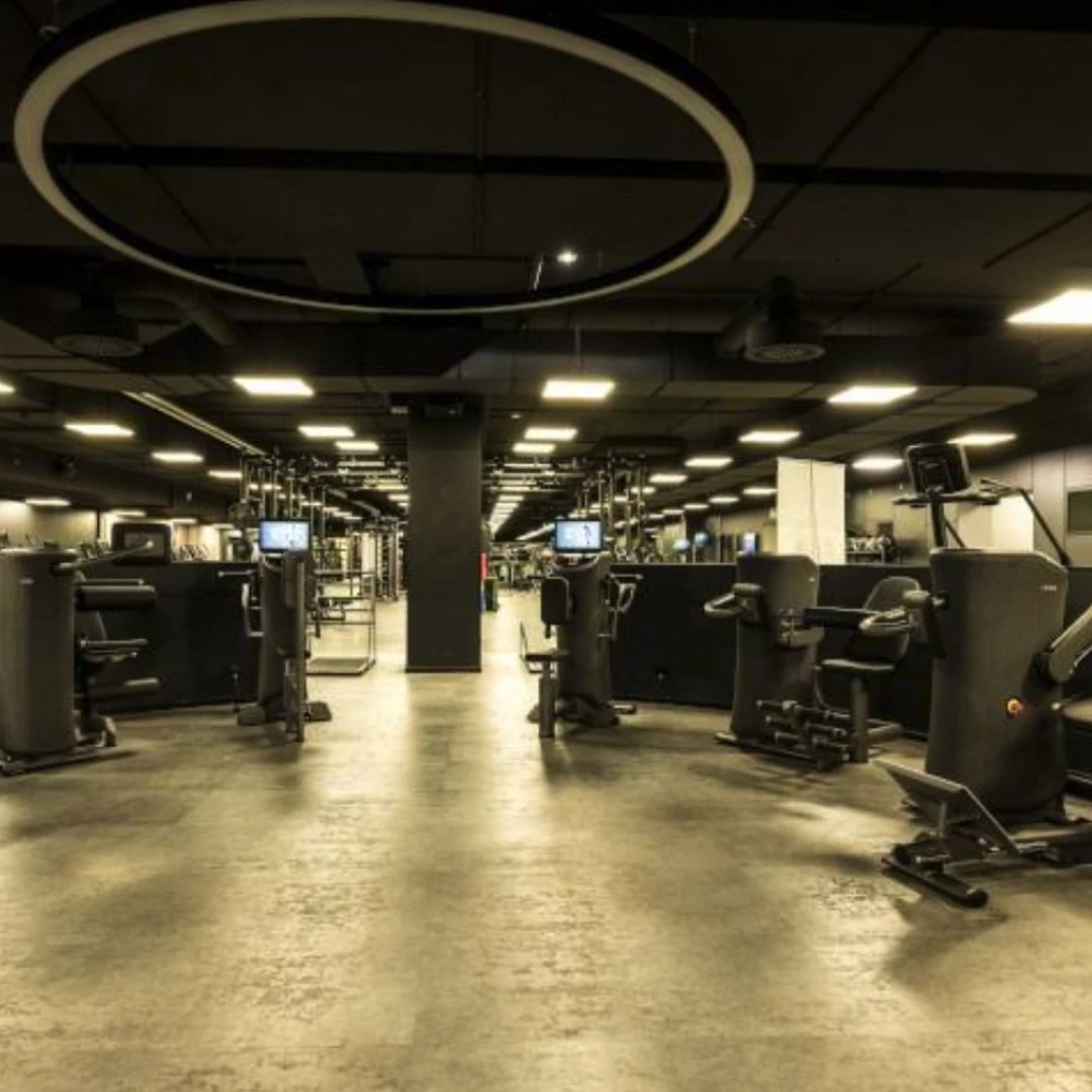 de_Gyms_FitnessFirstHamburgLangenhorn_1
