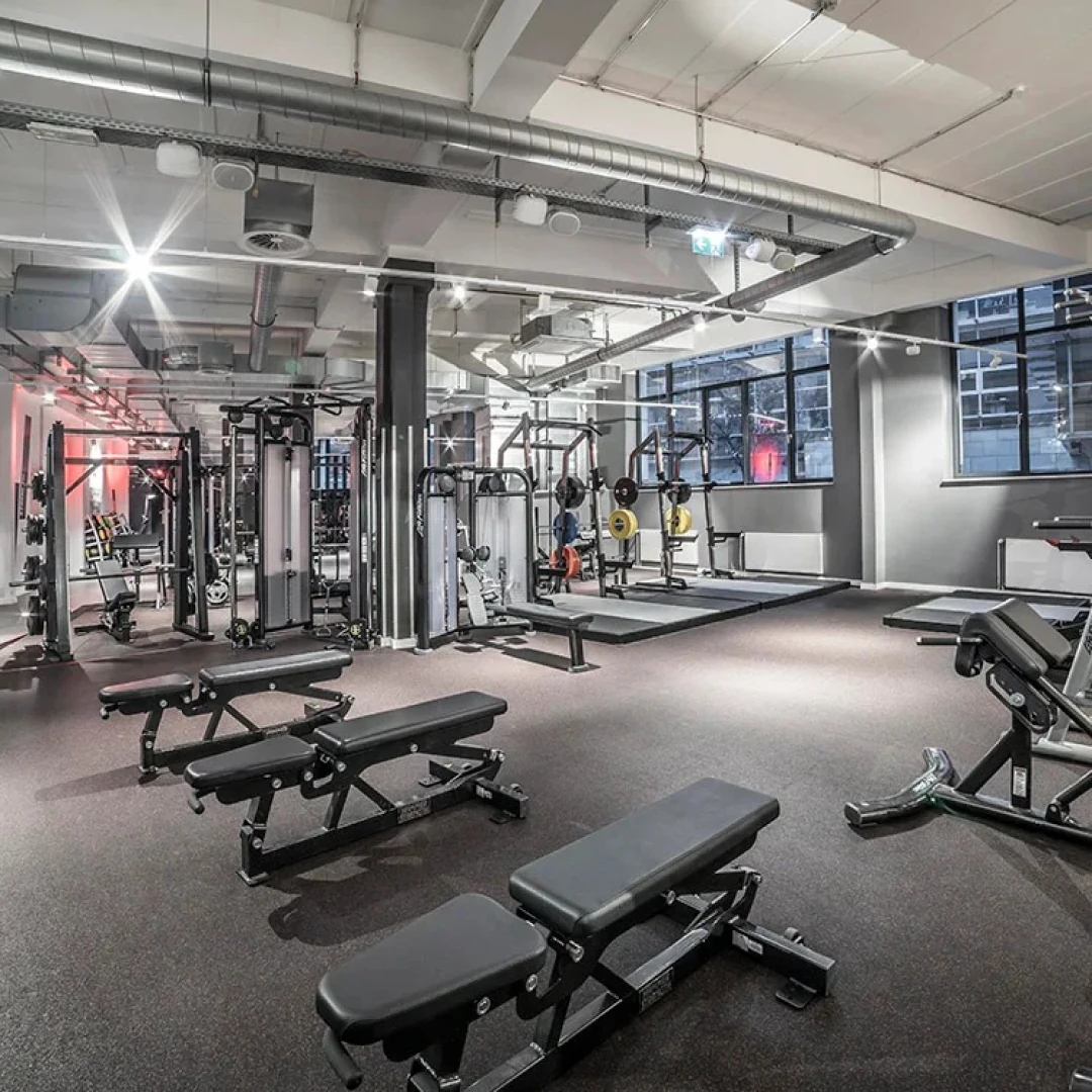 DE_Gyms_FitnessFirstHamburgRödingsmarkt_1