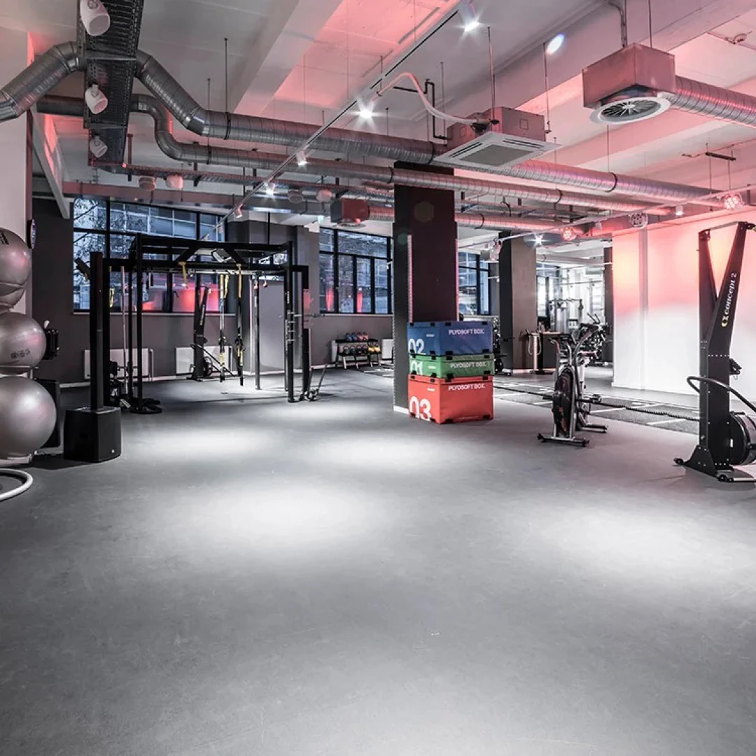 de_Gyms_FitnessFirstHamburgRödingsmarkt_0