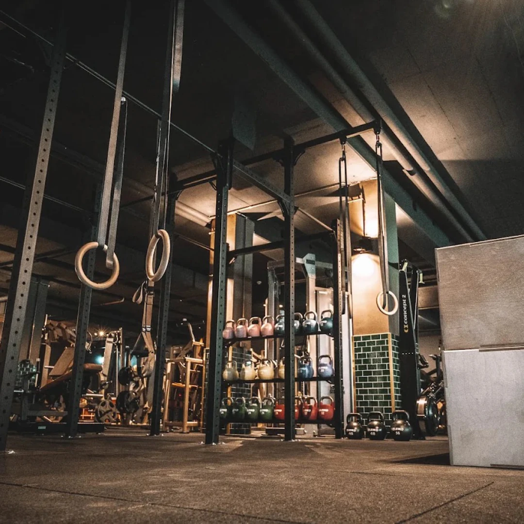 de_Gyms_FitnessFirstHamburgStadthöfe_1