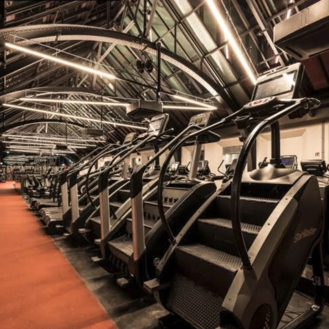 de_Gyms_FitnessFirstHamburgStephansplatz_2