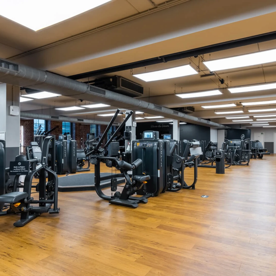 de_Gyms_HolmesPlaceHamburgBahrenfeld/altona_0