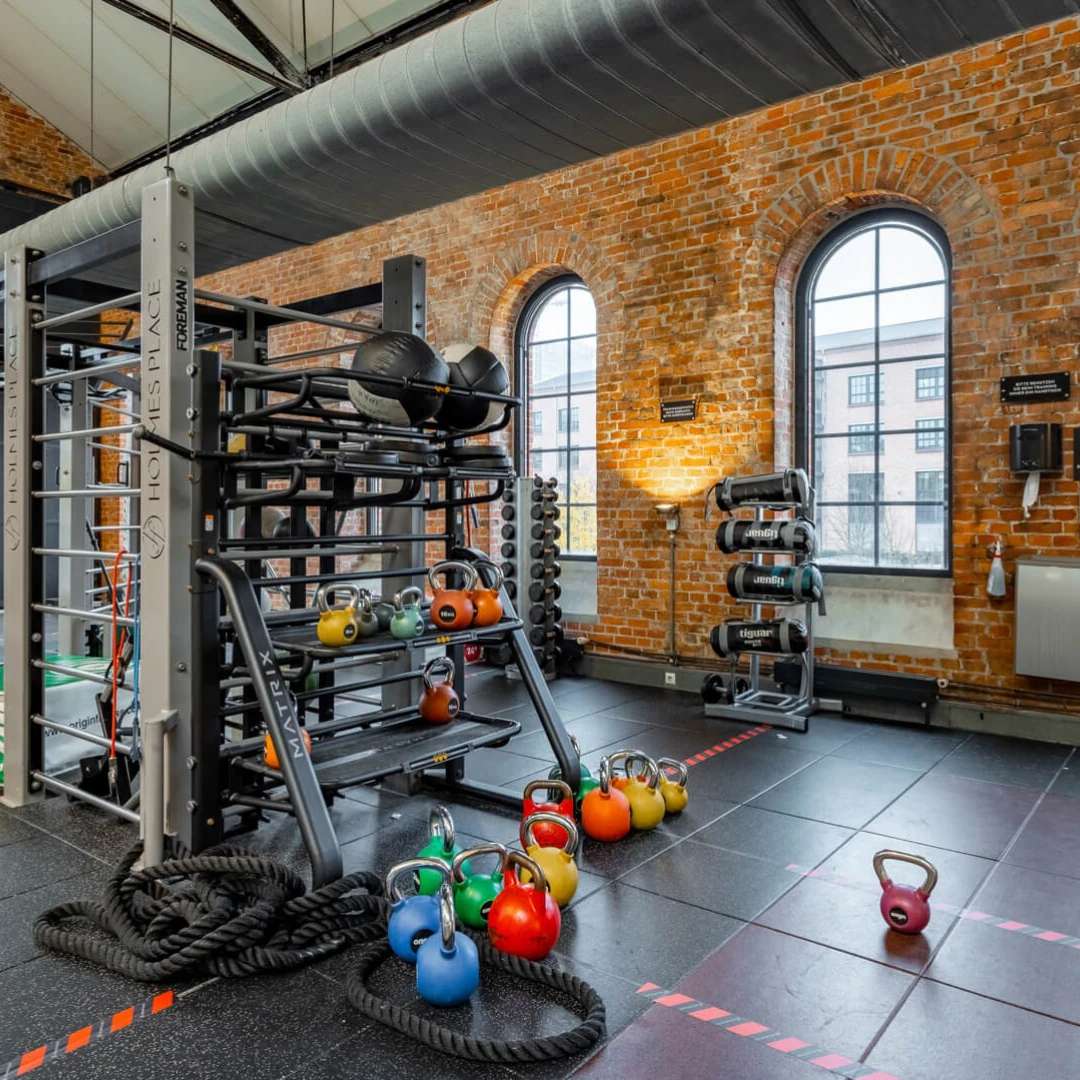 de_Gyms_HolmesPlaceHamburgBahrenfeld/altona_1