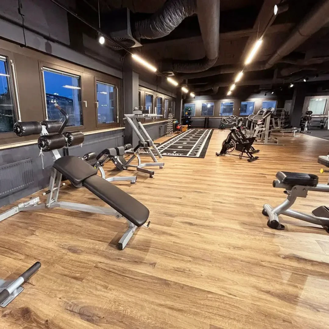de_Gyms_LeFitHamburgAltona_0
