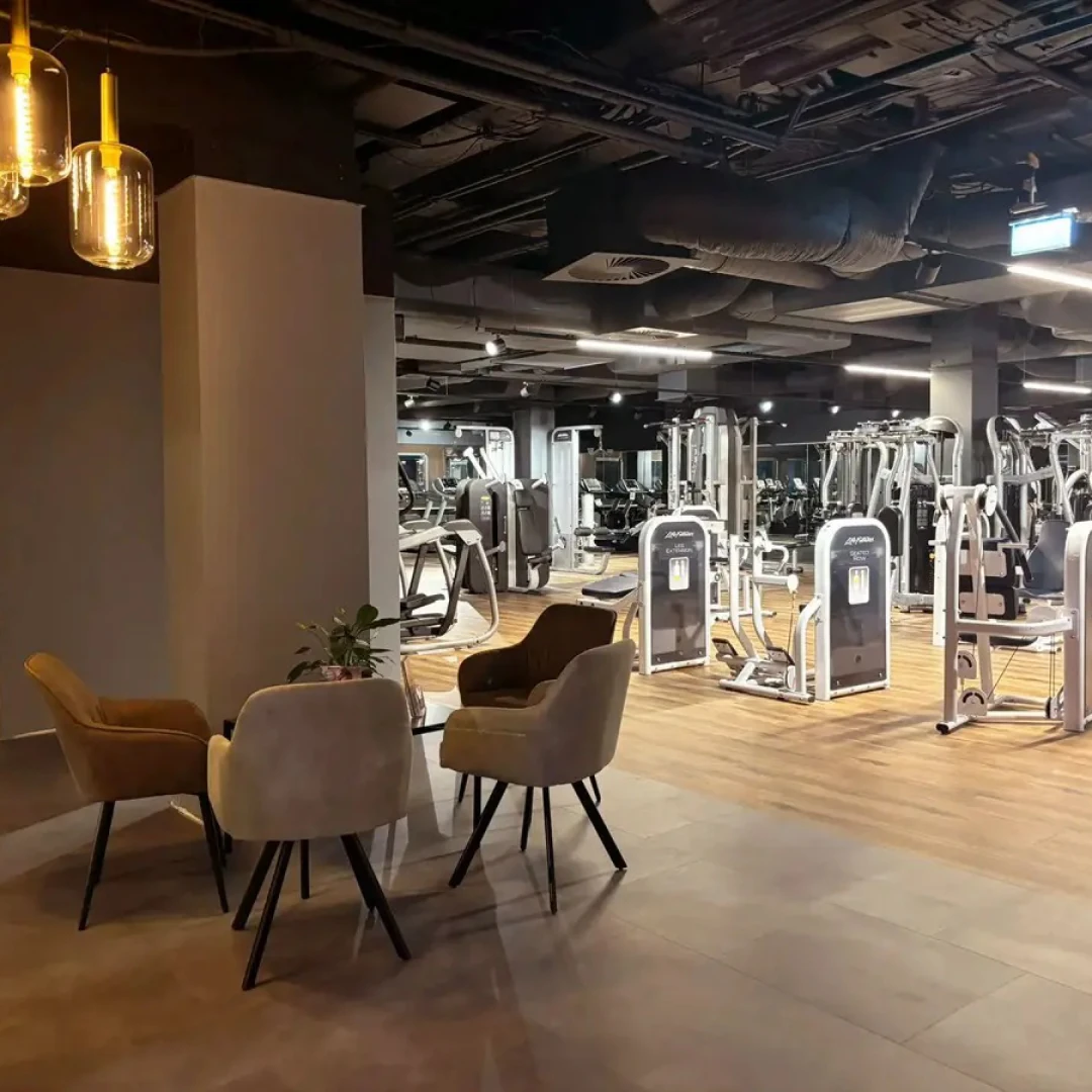 de_Gyms_LeFitHamburgAltona_5