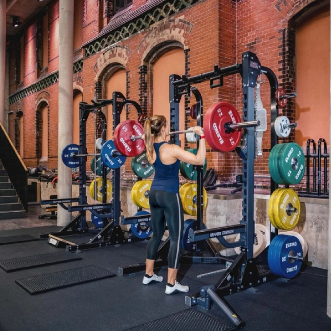 de_Gyms_PrimeTimeFitnessHamburgHafencity_1