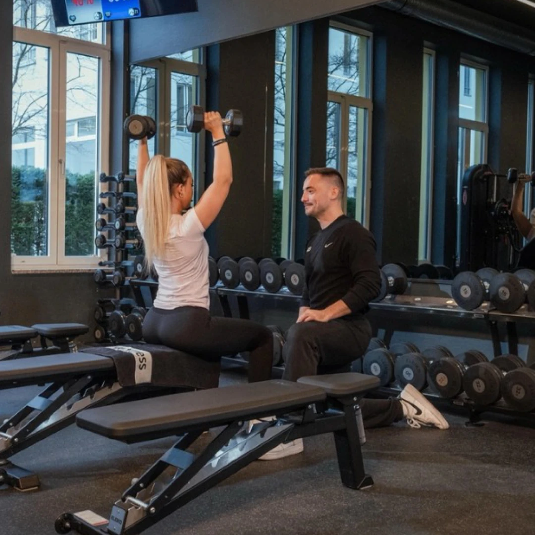 de_Gyms_PrimeTimeFitnessHamburgKampnagel_2