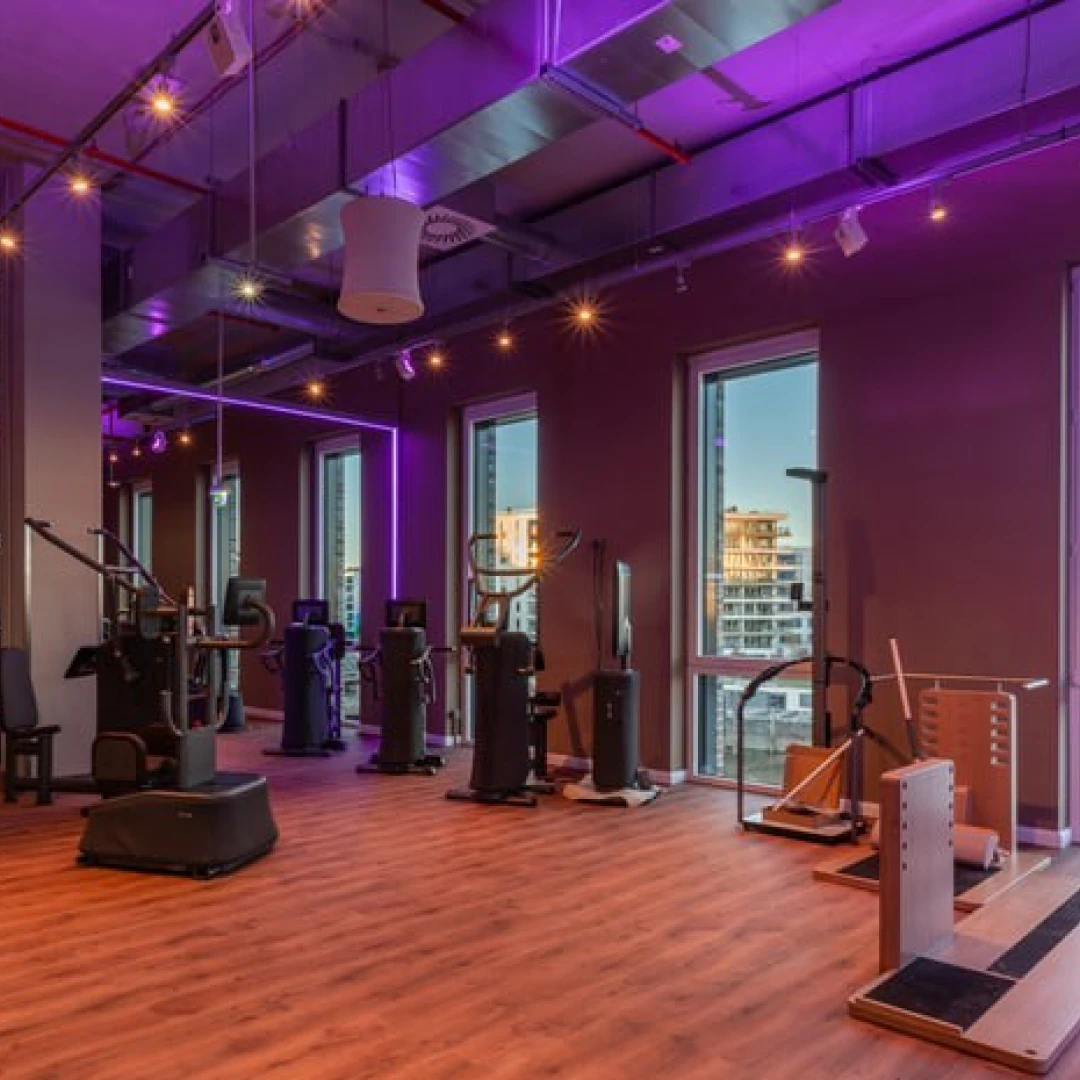 de_Gyms_SportsClubHafenCity_3