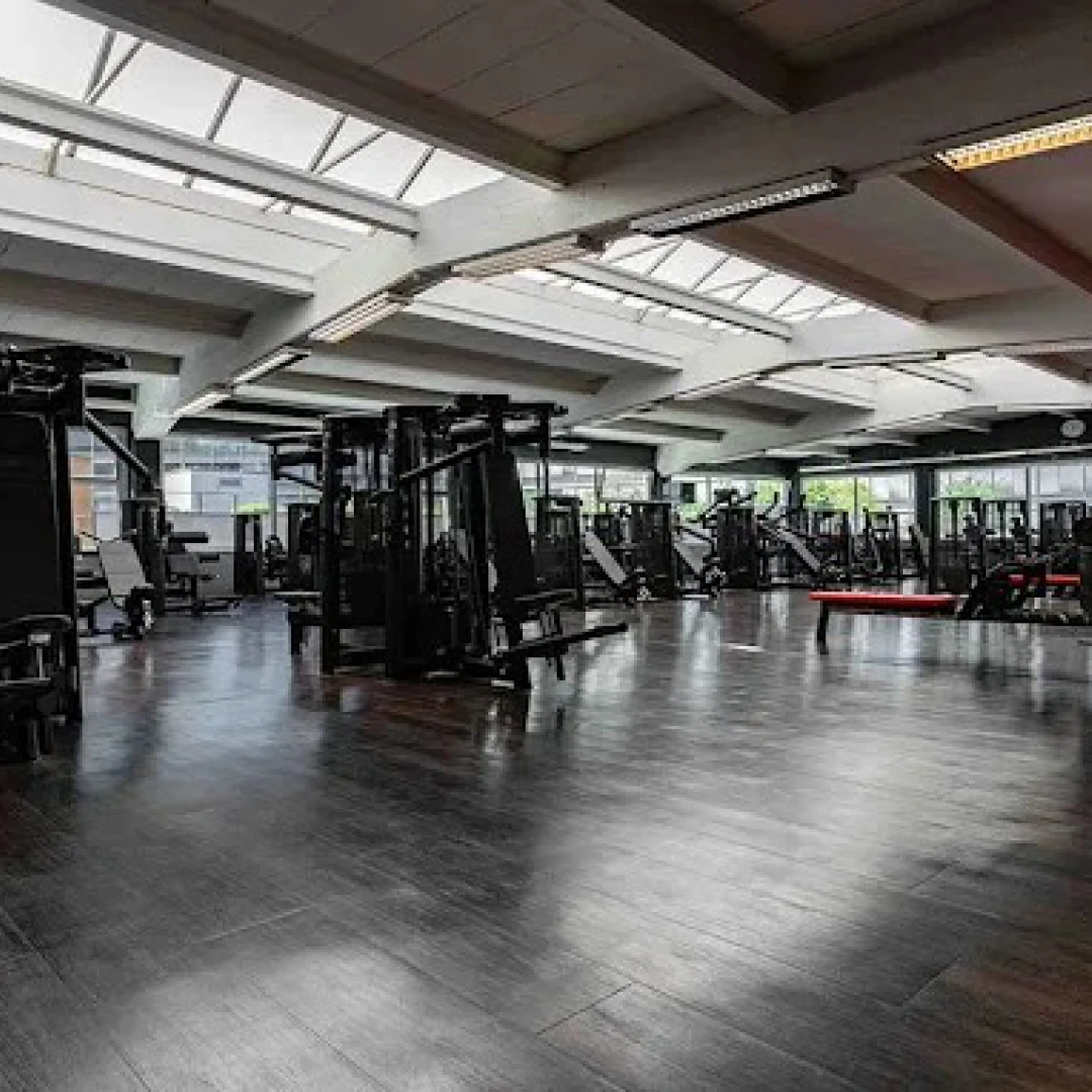 DE_Gyms_AiFitnessKölnLindenthal_1