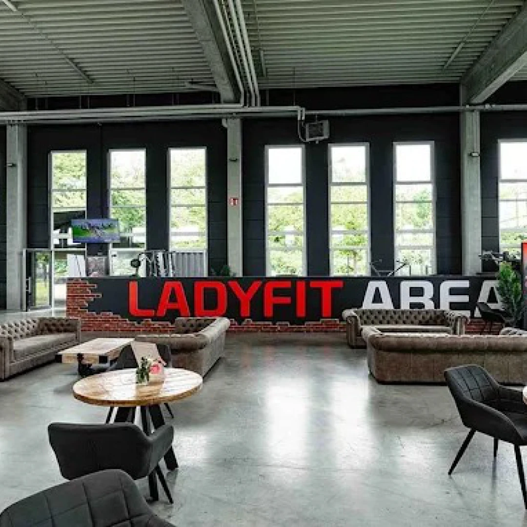 de_Gyms_AiFitnessKölnPoll_5