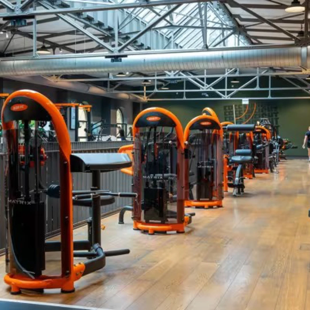 de_Gyms_BasicFitKöln_1