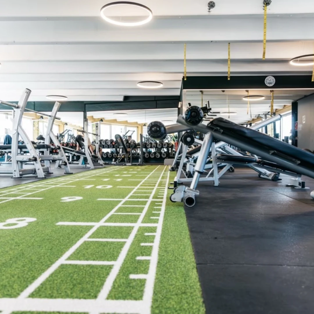 de_Gyms_ByLinzenichKölnHolweide_1