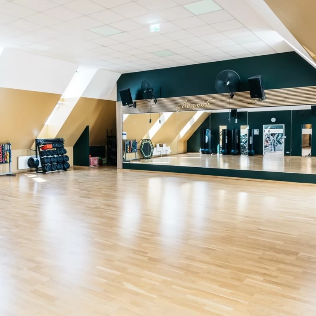 de_Gyms_ByLinzenichKölnHolweide_2
