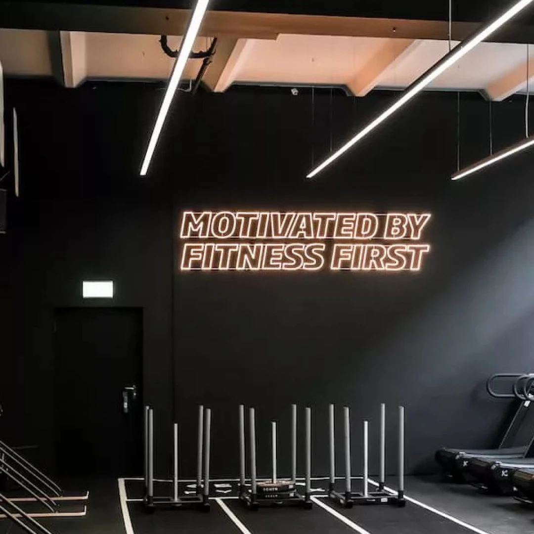 de_Gyms_FitnessFirstKölnBayenthal_1