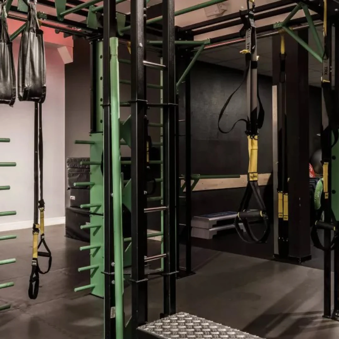 de_Gyms_FitnessFirstKölnBayenthal_2