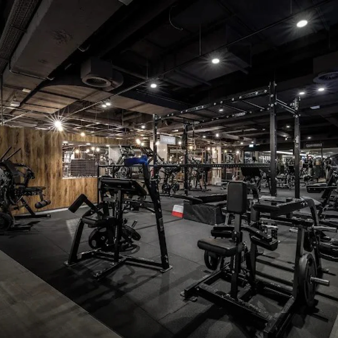 DE_Gyms_FitnessFirstKölnBreiteStraße_1
