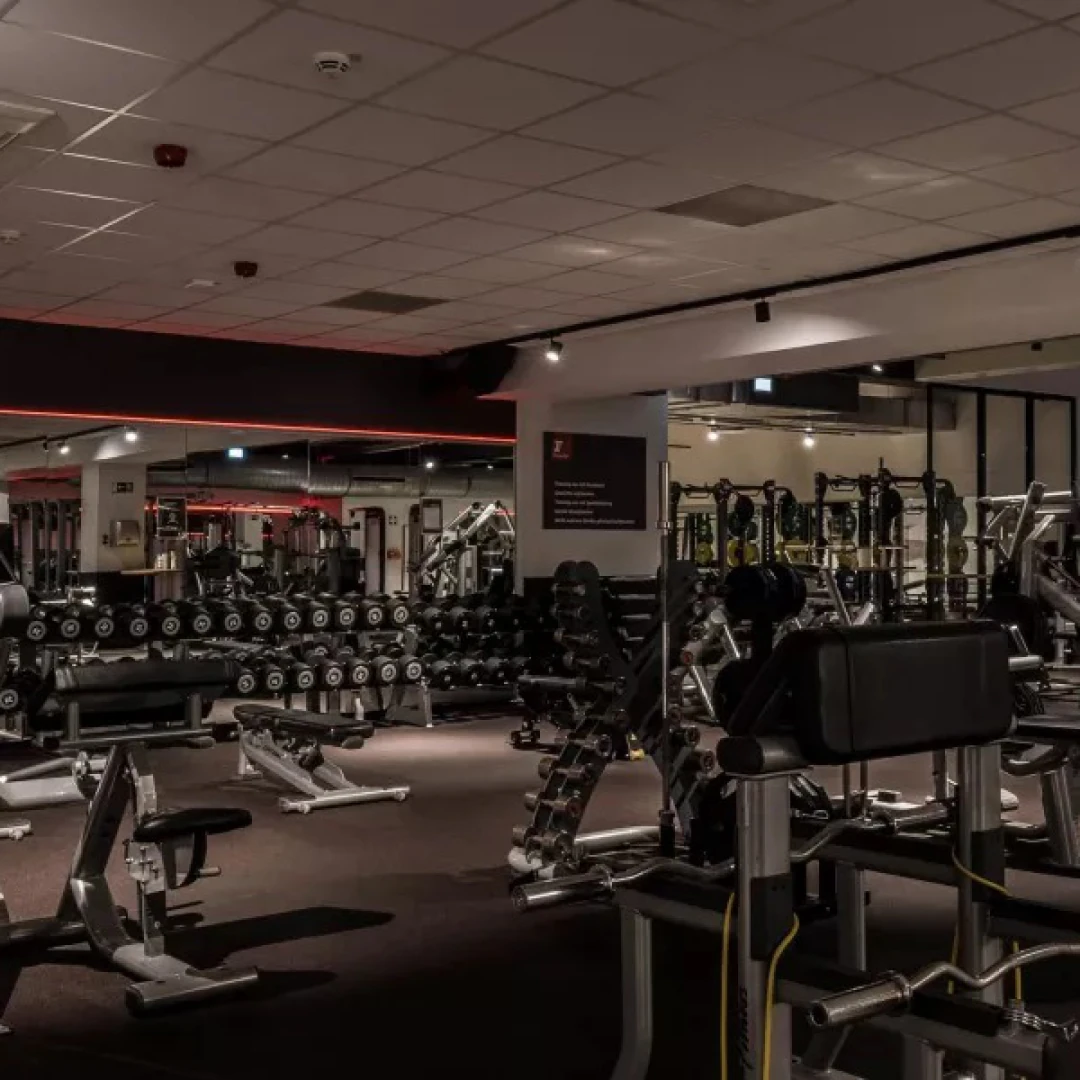 de_Gyms_FitnessFirstKölnSchildergasse_4